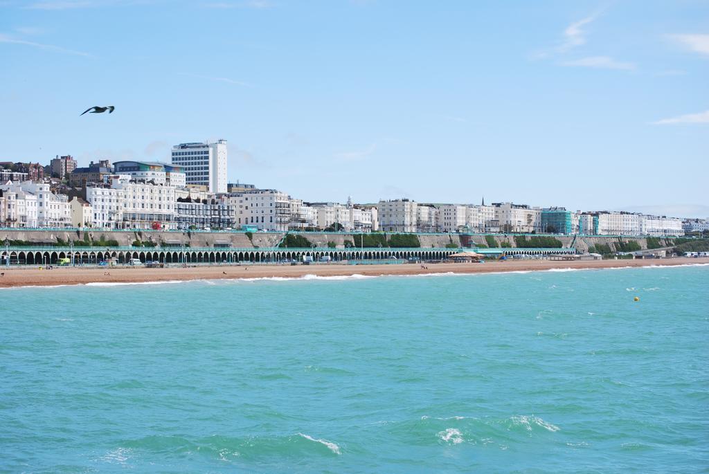 Burlington Beach Apartments Hove Exteriér fotografie